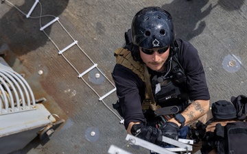VBSS Training Onboard USS Truxtun