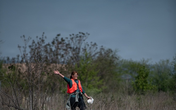 NAVSUP BSC | Earth Day Cleanup
