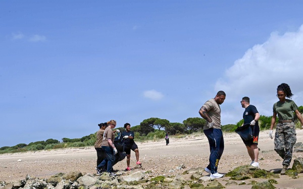 NAVSTA Rota Beach Clean-up