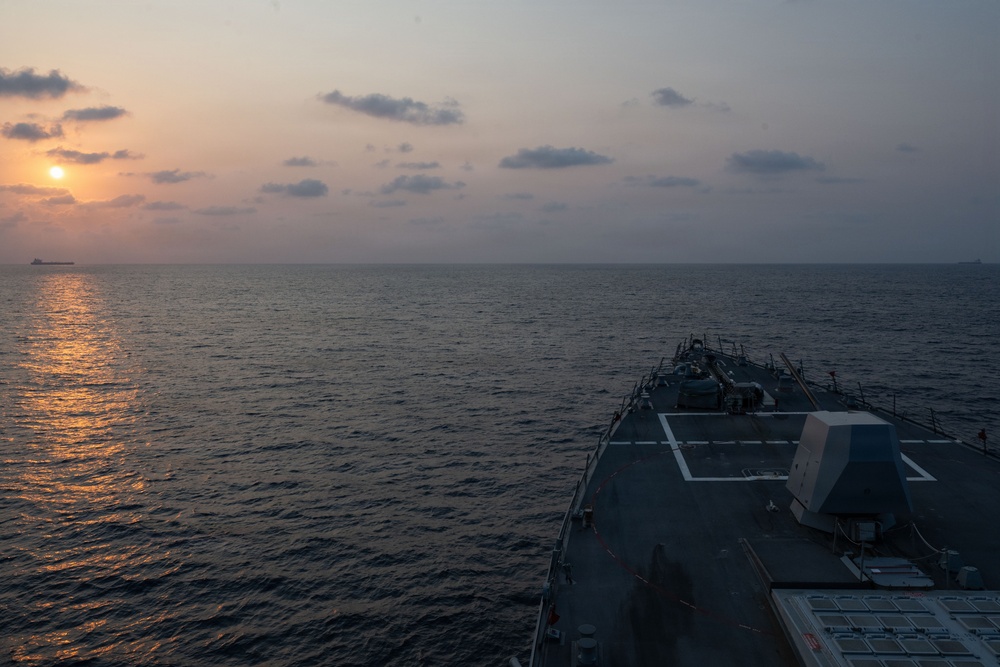 USS Pinckney Conducts blockade Operations