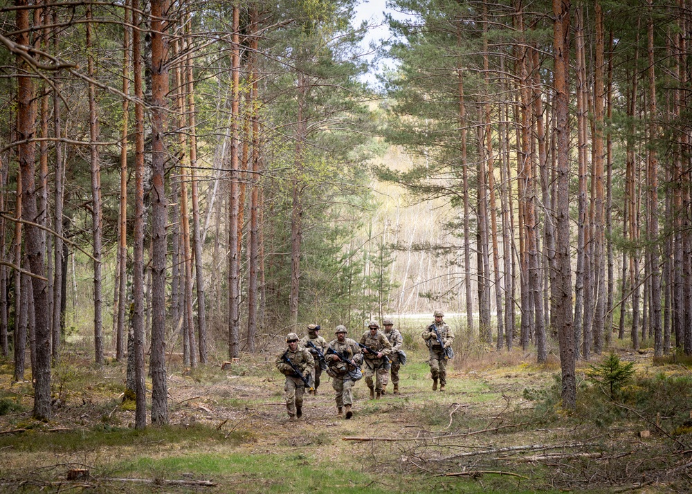 7th MSC Soldiers Compete in Best Squad Competition