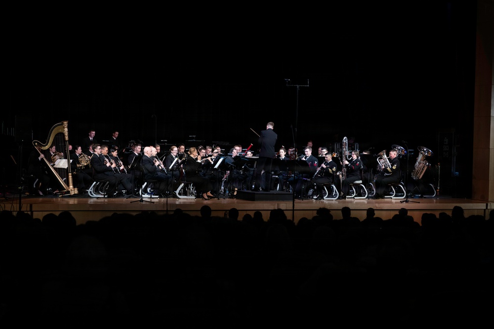 Navy Band performs in Phillipsburg, New Jersey