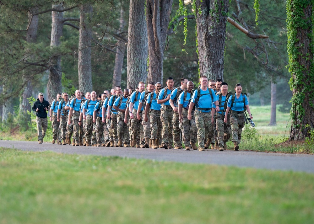 WOTS Class 26-04 Candidates execute week 4 ruck march