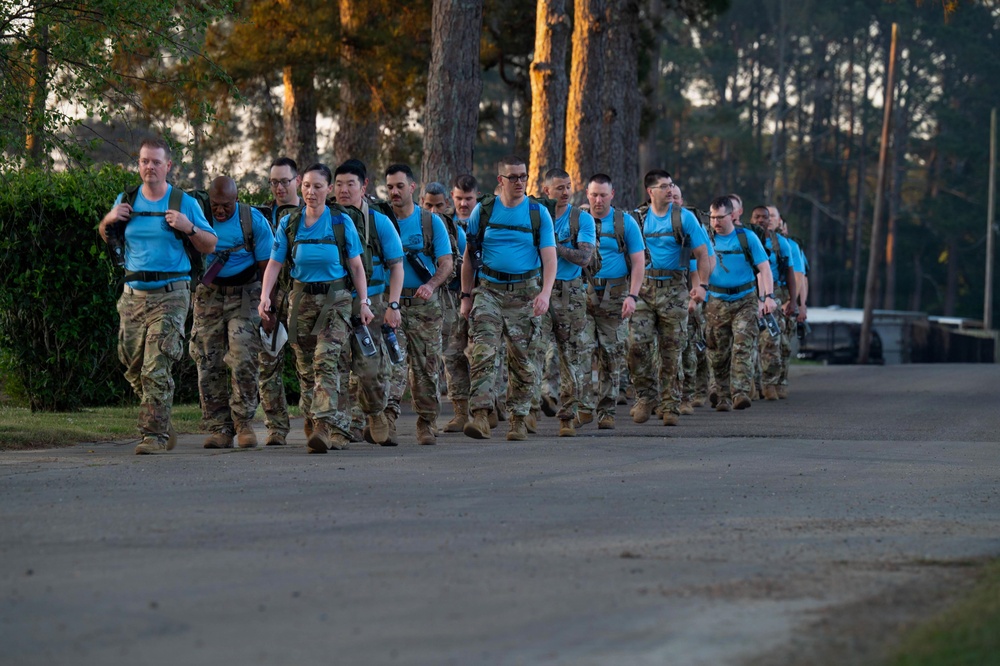 WOTS Class 26-04 Candidates execute week 4 ruck march