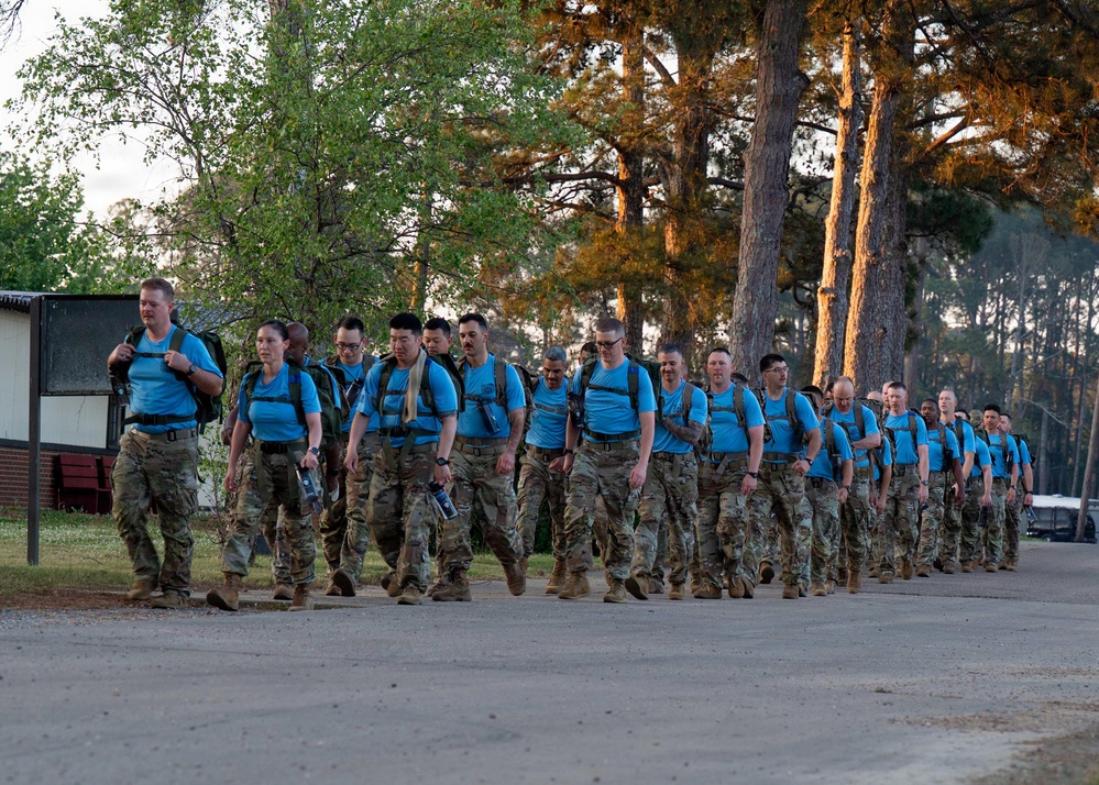 WOTS Class 26-04 Candidates execute week 4 ruck march