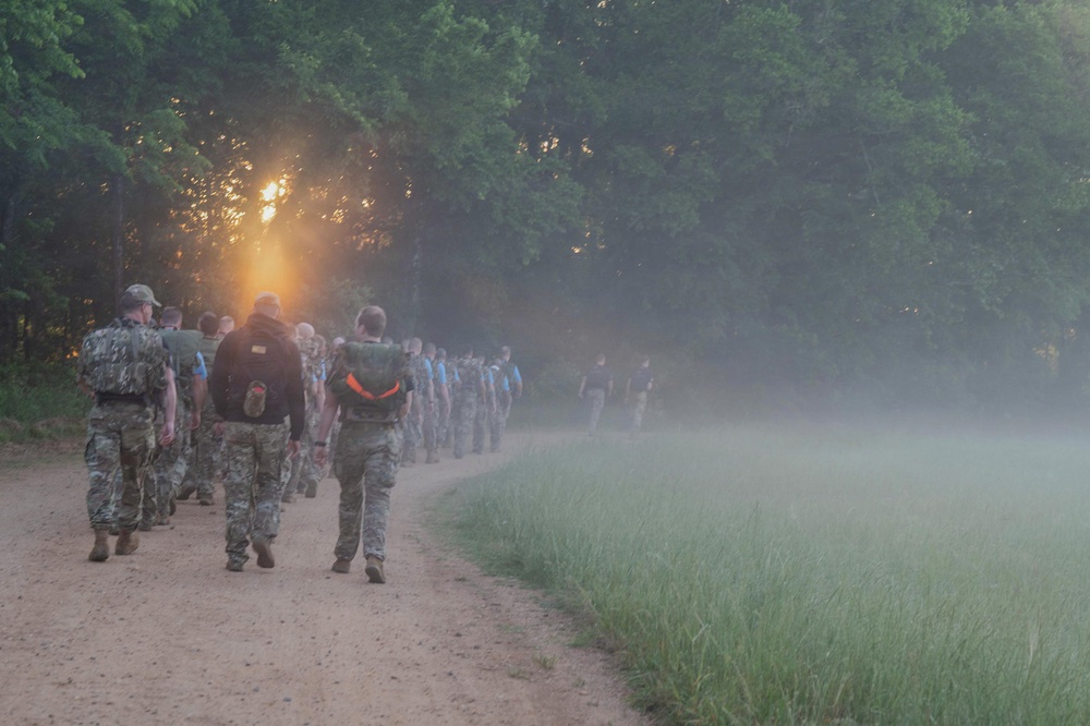 WOTS Class 26-04 Candidates execute week 4 ruck march