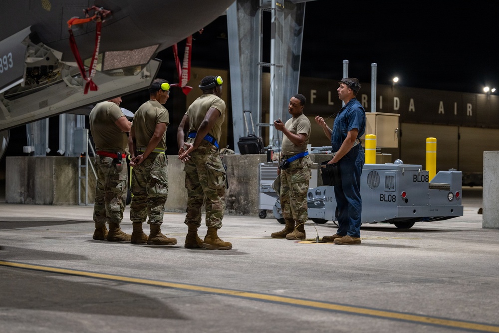 125th Fighter Wing's Aircraft Armament Airmen Undergo Timed Readiness Evaluations