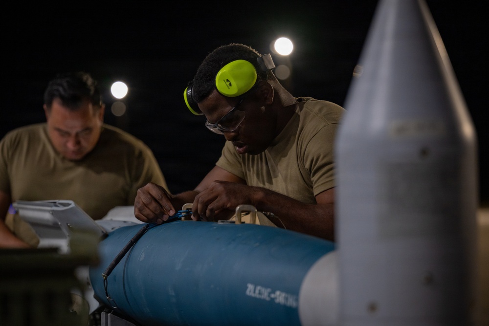 125th Fighter Wing's Aircraft Armament Airmen Undergo Timed Readiness Evaluations