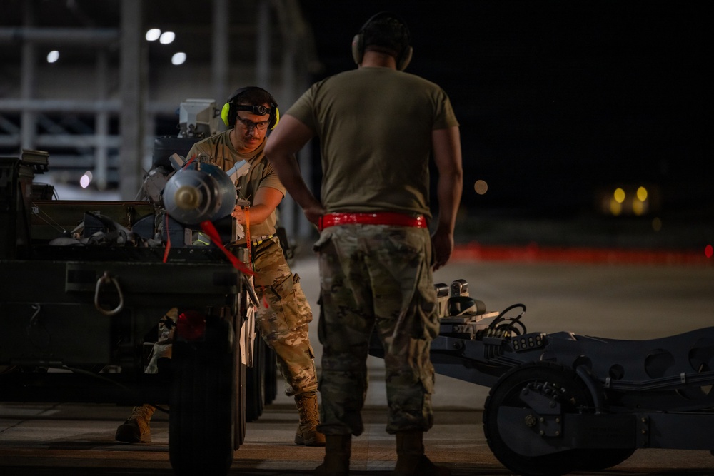 125th Fighter Wing's Aircraft Armament Airmen Undergo Timed Readiness Evaluations