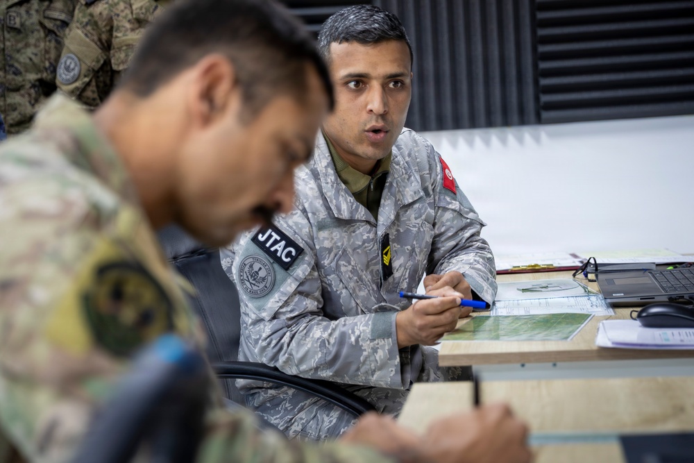US, Tunisian forces conduct JTAC during African Lion 2026