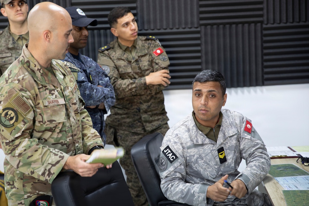 US, Tunisian forces conduct JTAC during African Lion 2026