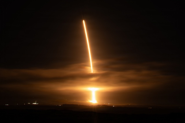 Vandenberg Launches Starlink Mission Aboard Falcon 9 Rocket