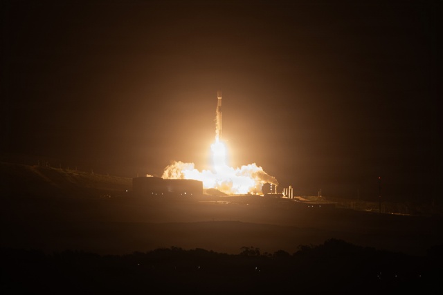 Vandenberg Launches Starlink Mission Aboard Falcon 9 Rocket
