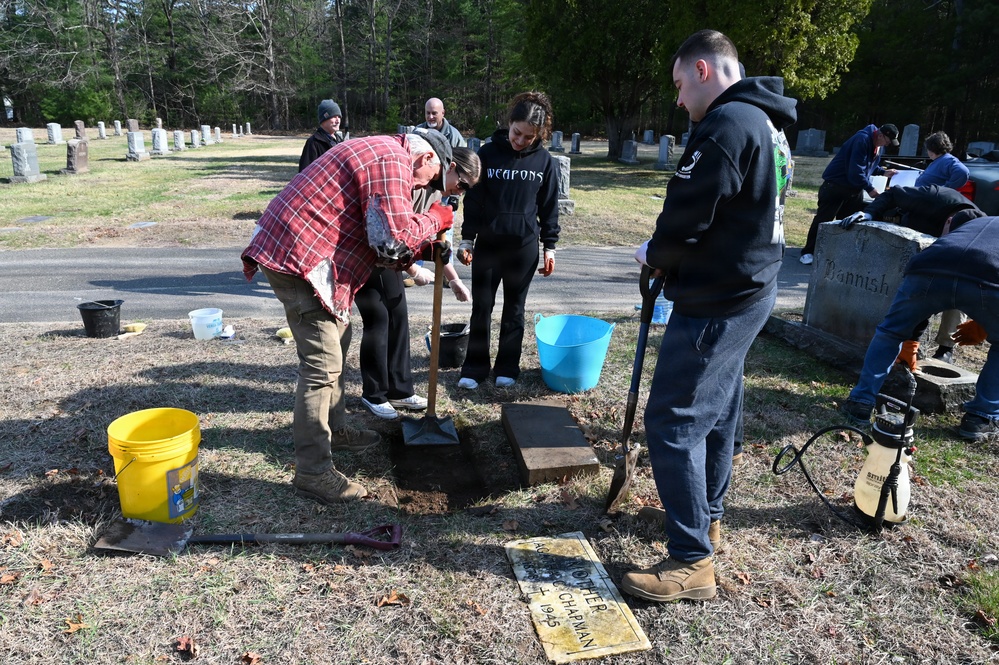 104th Fighter Wing volunteers with Westfield Graves Officer
