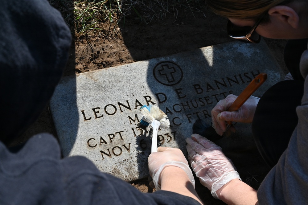 104th Fighter Wing volunteers with Westfield Graves Officer