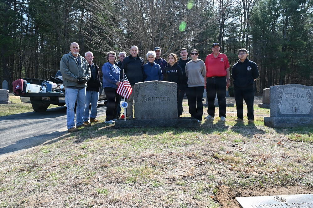 104th Fighter Wing volunteers with Westfield Graves Officer