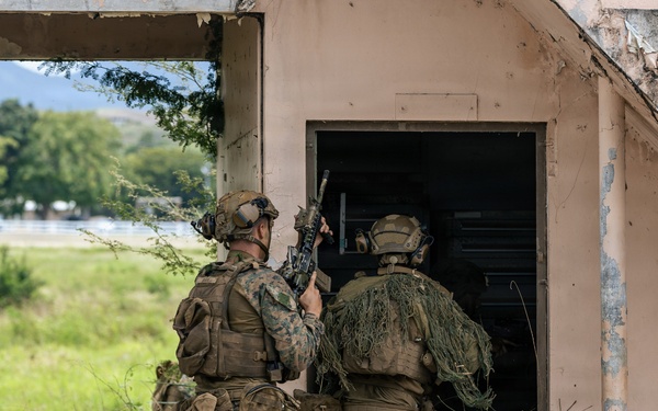 22nd MEU (SOC) | LAR Conducts TRAP Training at Camp Santiago
