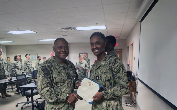LS2 Aristide receives award as he ends tour