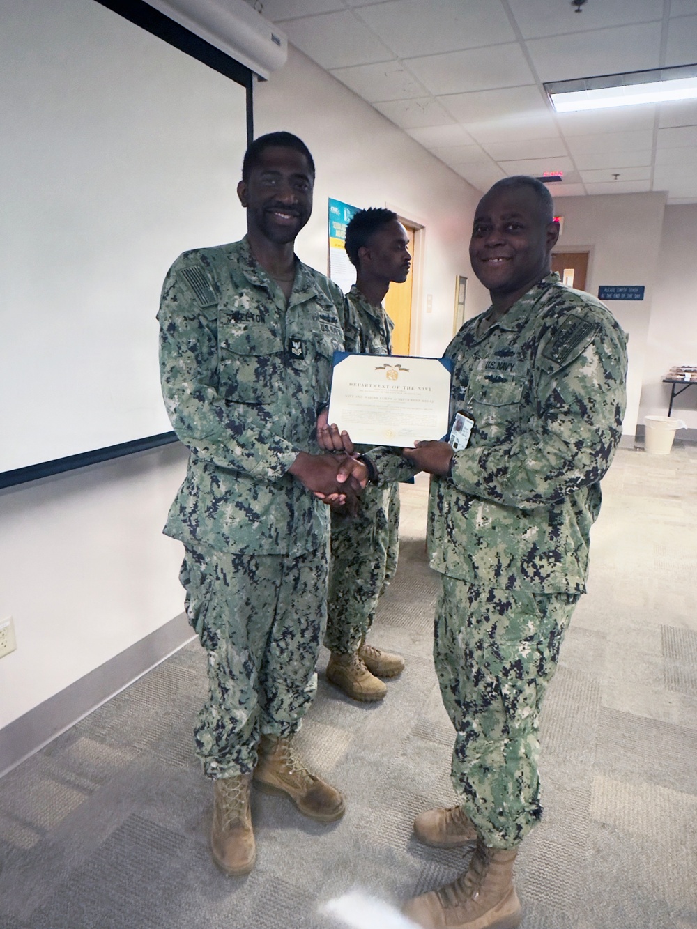 NC1 Melton receives award for being named 2025 Navy Career Counselor of the Year for NAVSUP