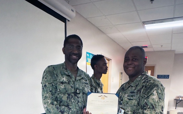 NC1 Melton receives award for being named 2025 Navy Career Counselor of the Year for NAVSUP