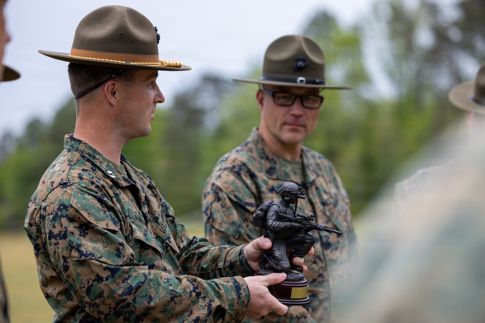 Marines participate in an Infantry Team Trophy Match
