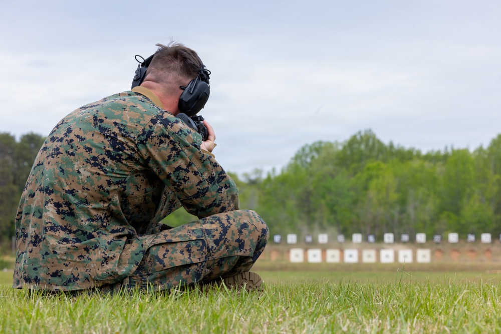Marines Participate in Infantry Team Trophy Competition