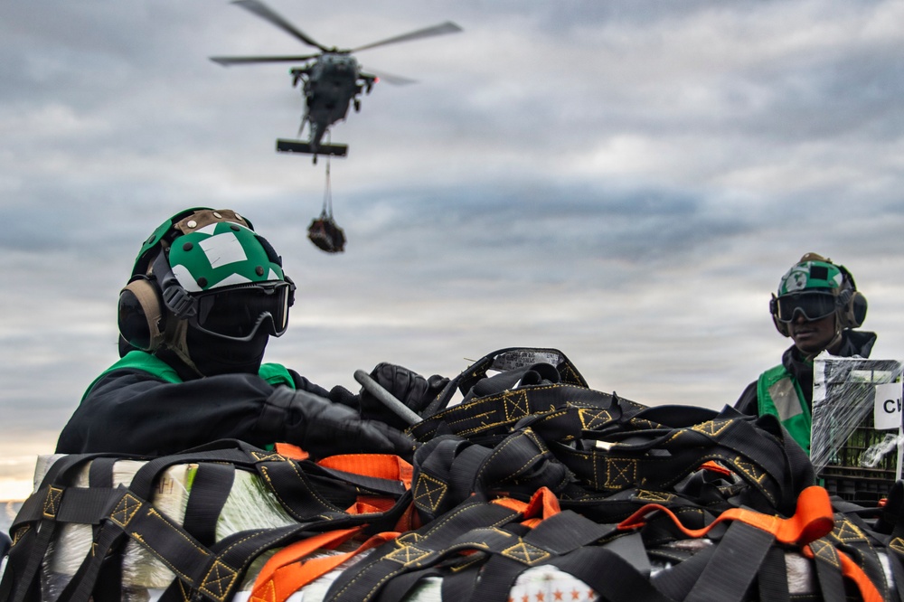 Nimitz Conducts Vertical Replenishment-at-Sea