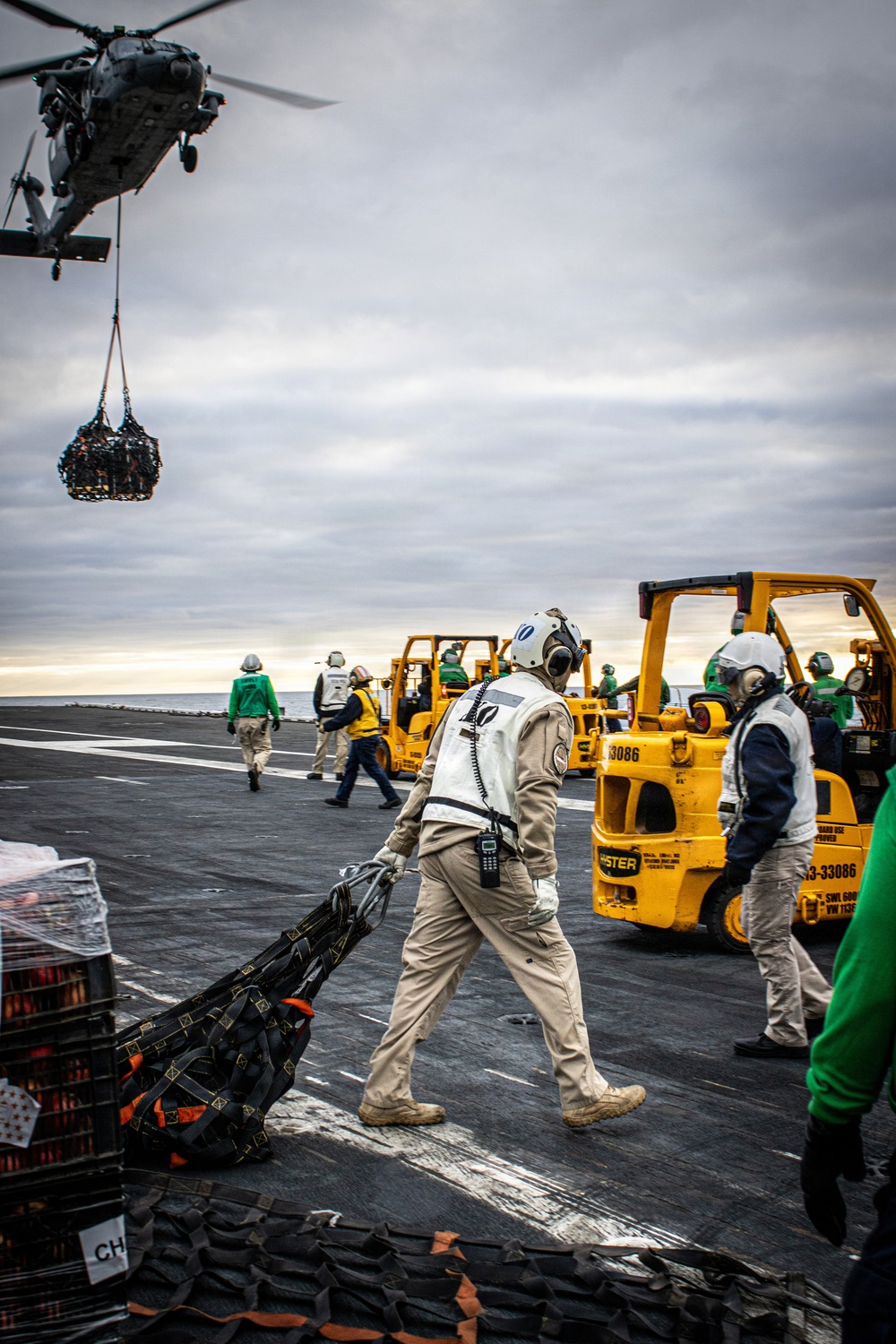 Nimitz Sailors Conduct Vertical Replenishment-at-Sea