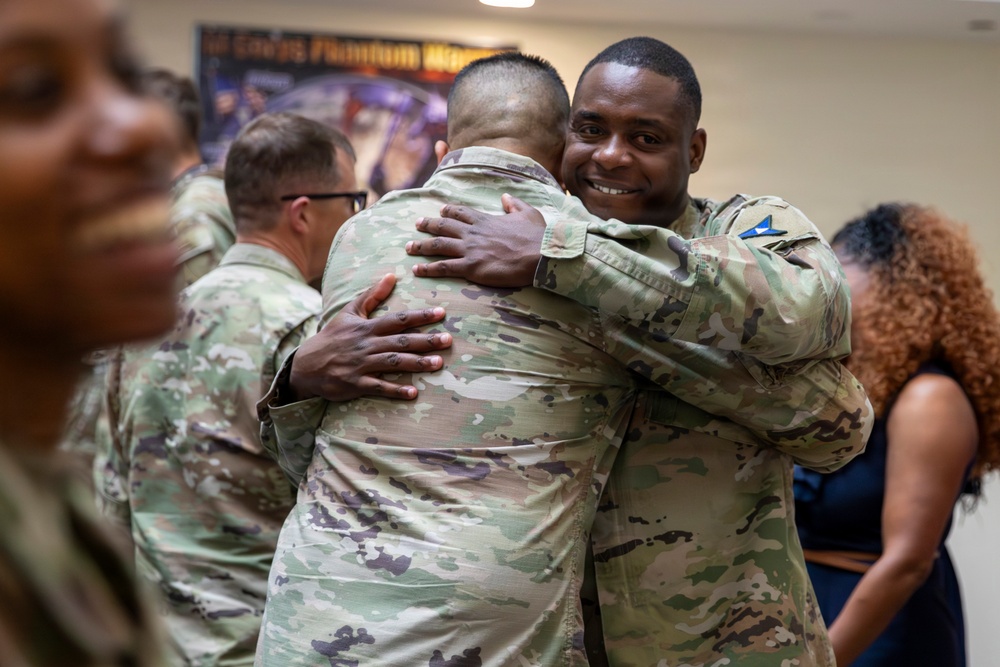 Change of Responsibility-Headquarters and Headquarters Battalion, III Armored Corps