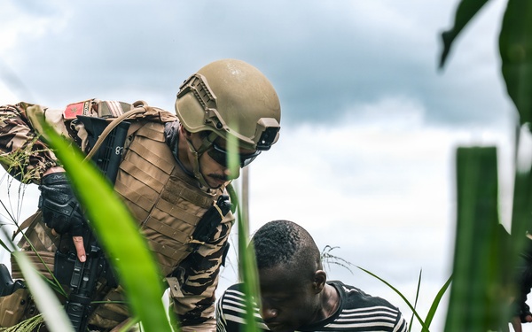 Moroccan forces execute bilateral sensitive site exploitation during Flintlock 26