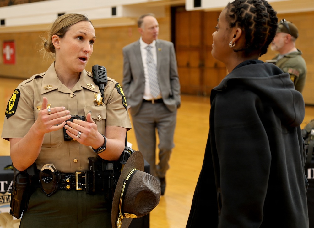 Illinois State Police hosts Military to ISP Career Exploration event in Chicago