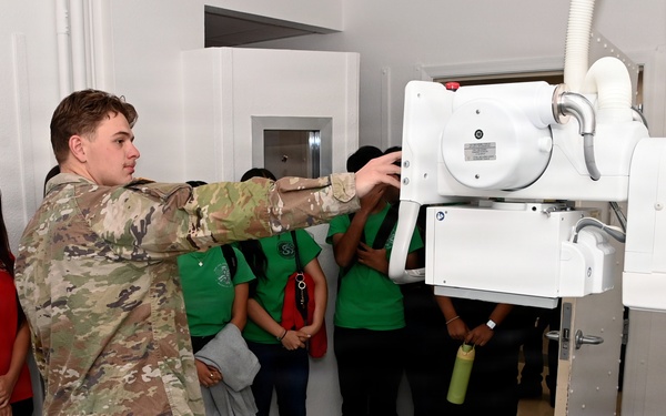 U.S. Army Yuma Proving Ground Soldiers encourage local Army recruits