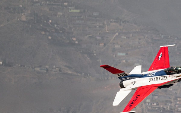 F-16 Viper Demo Team lands in Peru