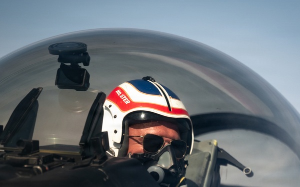 F-16 Viper Demo Team lands in Peru