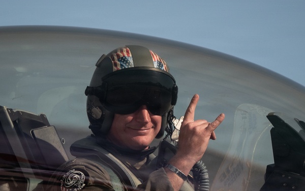 F-16 Viper Demo Team lands in Peru
