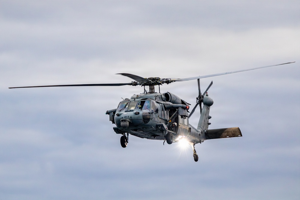 USS Nimitz Vertical Replenishment