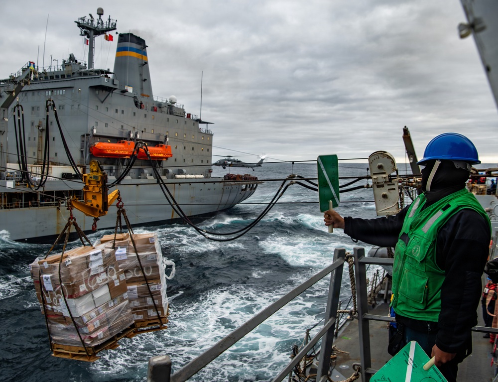 USS Gridley Conducts Underway Replenishment With USNS Patuxent