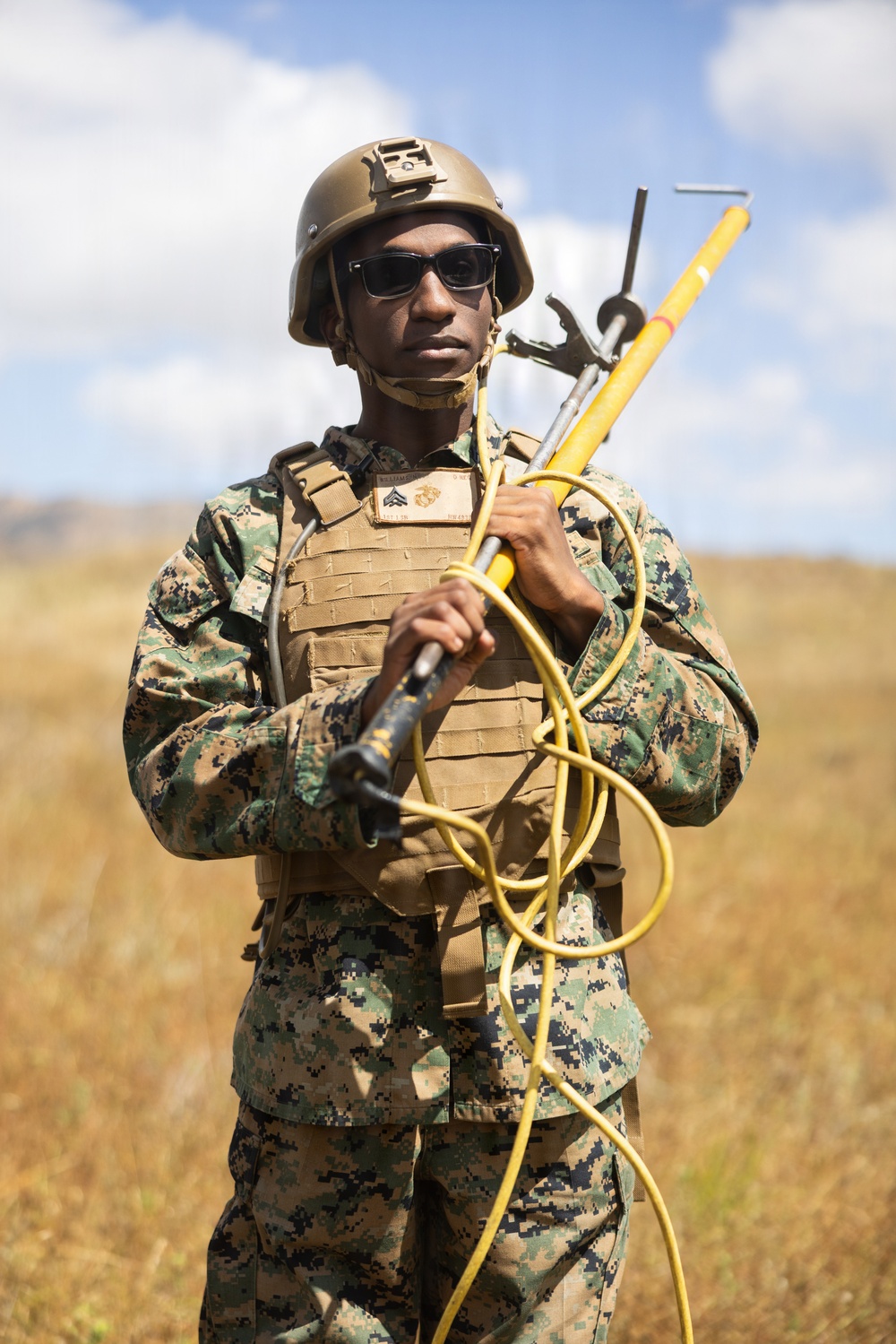 1st DSB and HMH-465 Marines conduct HST training