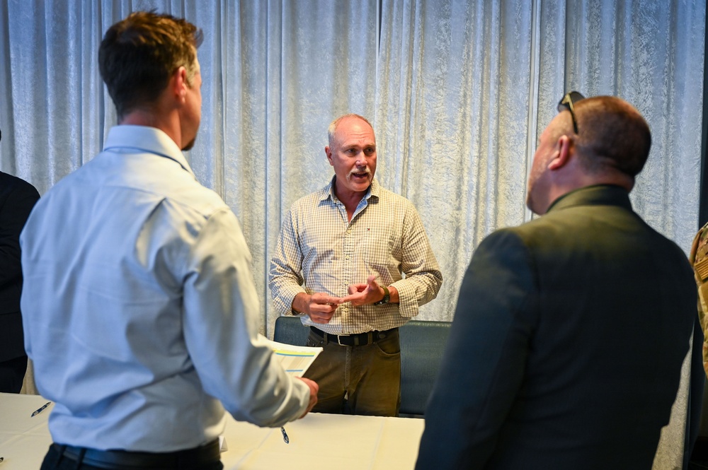 STARCOM hosts career fair in Florida amid hiring surge