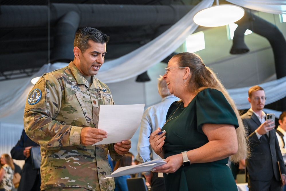 STARCOM hosts career fair in Florida amid hiring surge