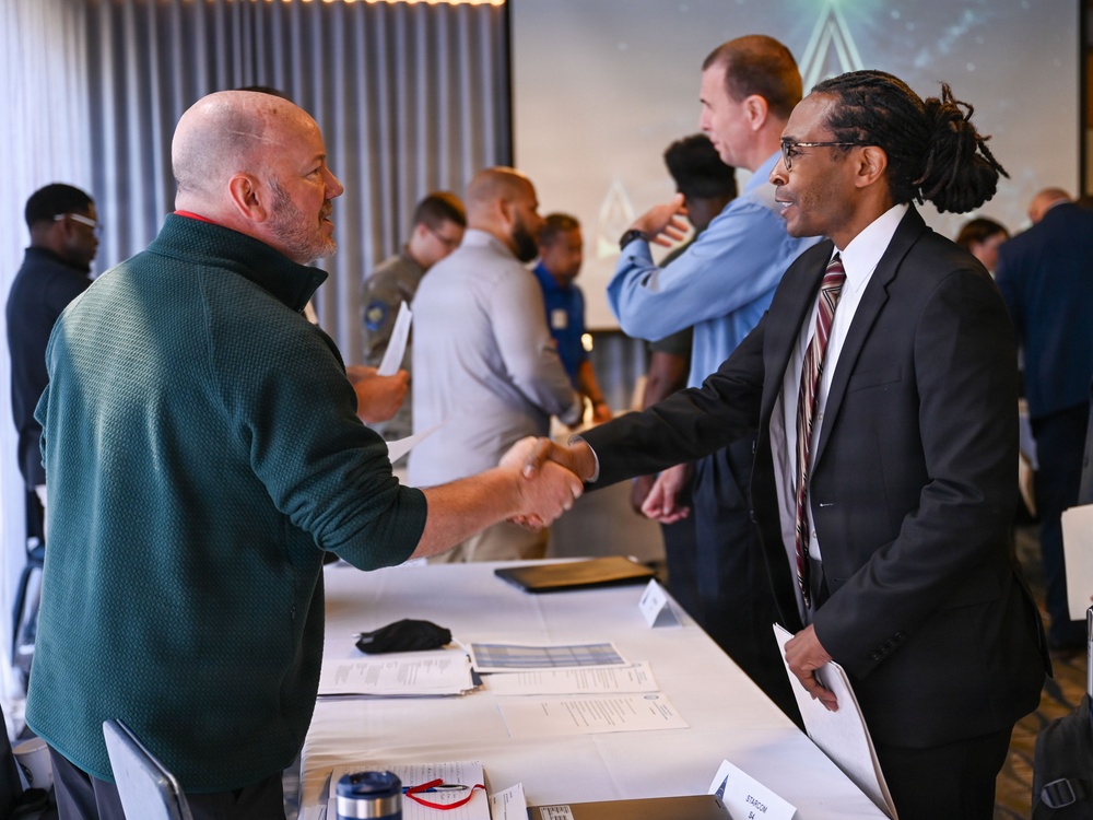 STARCOM hosts career fair in Florida amid hiring surge