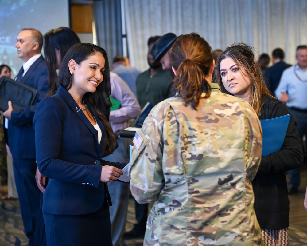 STARCOM hosts career fair in Florida amid hiring surge