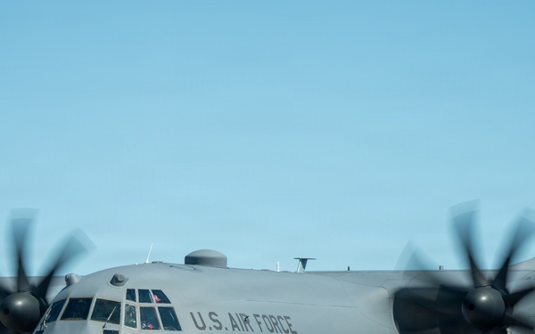 MAFFS 8 C-130H Takeoff