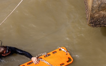 Balikatan 2026: 569th Engineer Dive Detachment Conducts a Pier Survey in the Philippines
