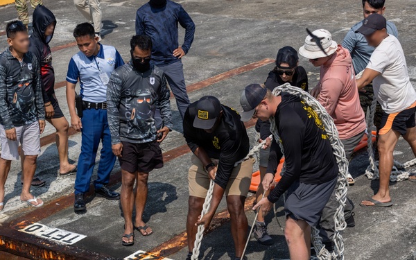 Balikatan 2026: 569th Engineer Dive Detachment Conducts a Pier Survey in the Philippines