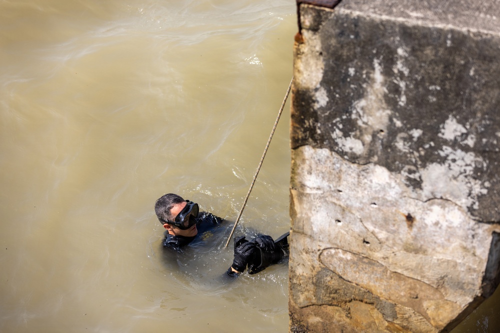 Balikatan 2026: 569th Engineer Dive Detachment Conducts a Pier Survey in the Philippines