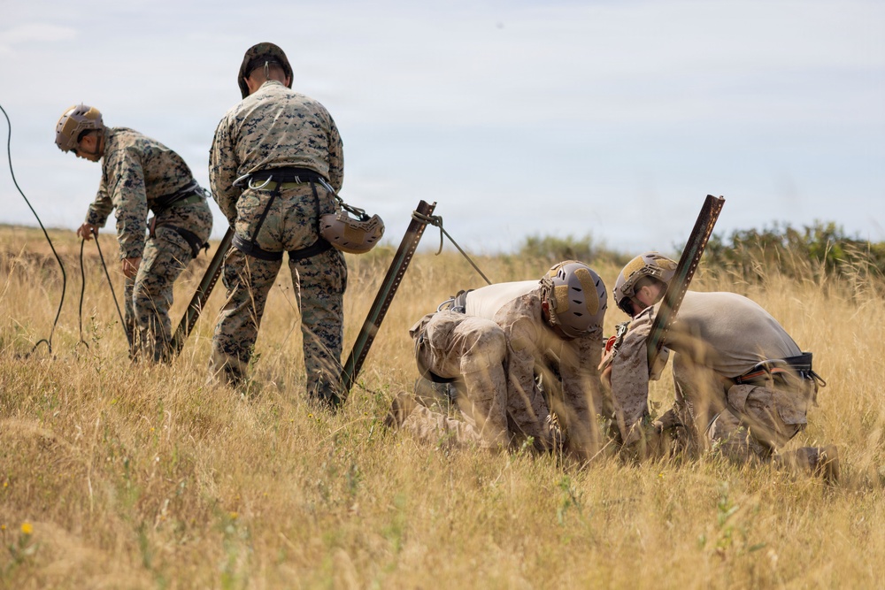 BLT 2/4 participates in Assault Climbers Course
