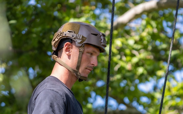 BLT 2/4 participates in Assault Climbers Course