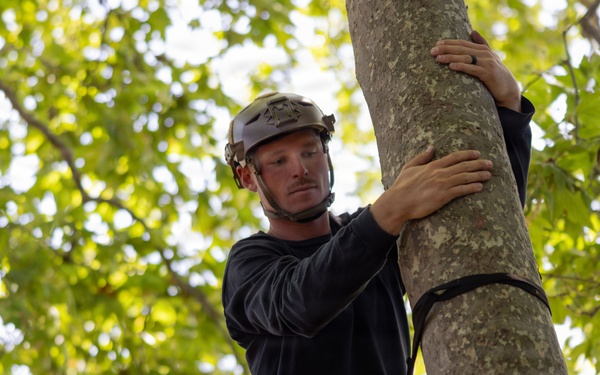 BLT 2/4 participates in Assault Climbers Course