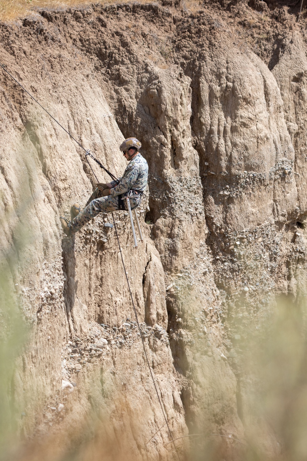 BLT 2/4 participates in Assault Climbers Course